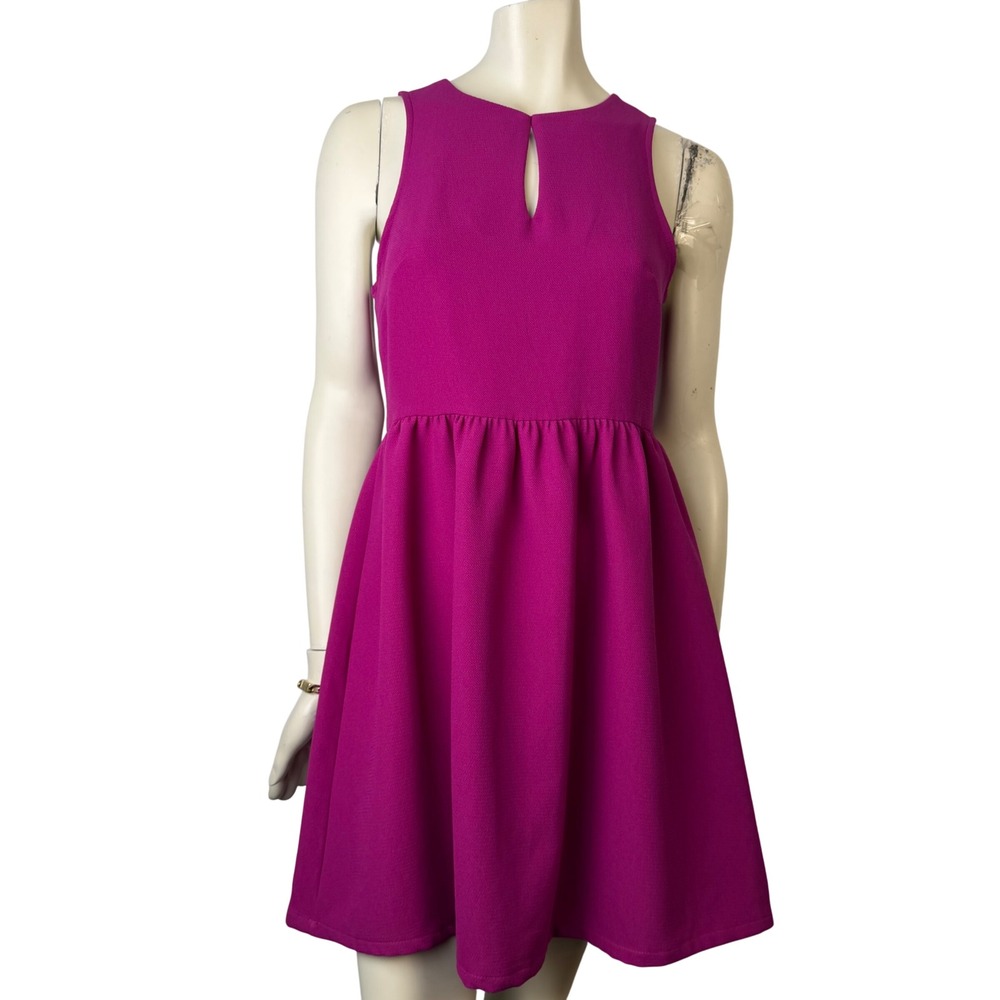 Everly Magenta Pink Mini Dress Textured Keyhole Fit &‎ Flare Barbiecore Girly S